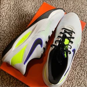 Nike Precision V Size 13 Shoes
